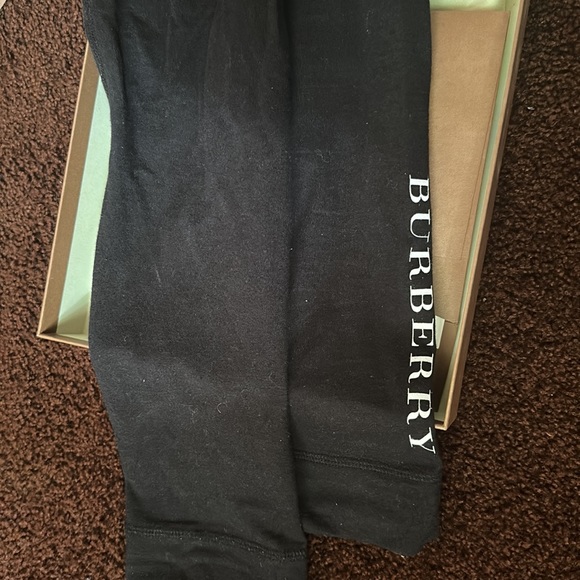 Real Burberry leggings never worn - Picture 3 of 4